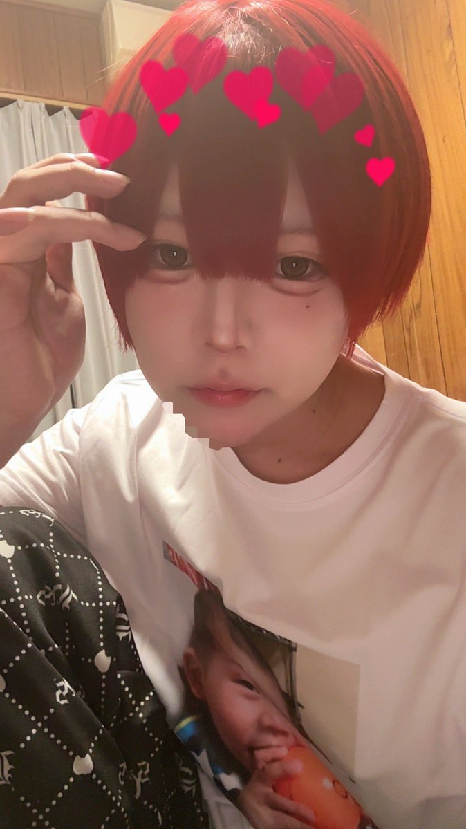 lxq8a_'s tweet photo. 世界 2人きりだったらよかったのにね https://t.co/dR9Gxsp7PW