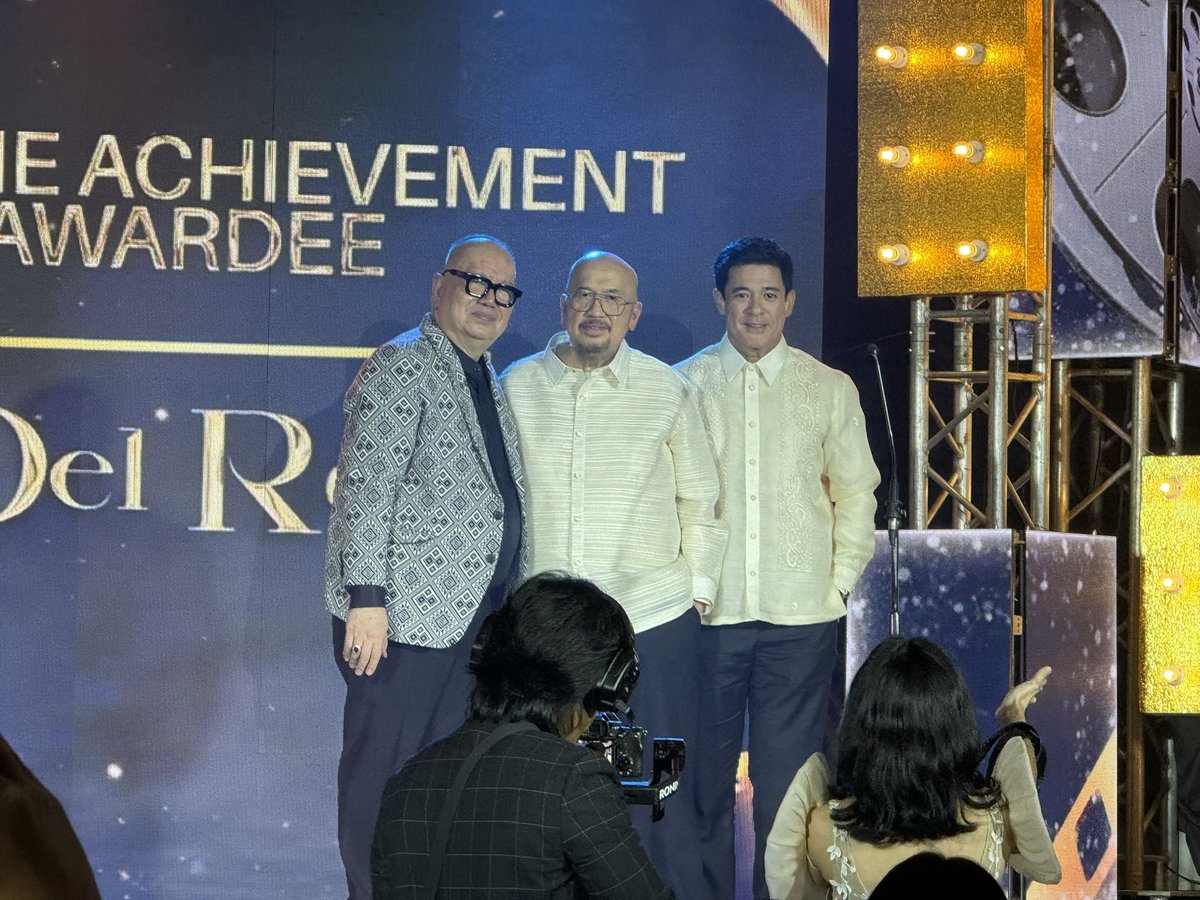 mjfelipe's tweet photo. LOOK: Joined by his family, Viva's Vic del Rosario was given the Lifetime Achievement Award by the FDCP. According to Boss Vic, as he is fondly called in showbiz, he has spent 45 years in making films and he is still as excited as ever. 

Aga Muhlach presented the award to Boss Vic, together with FDCP chairman Jose Javier Reyes.