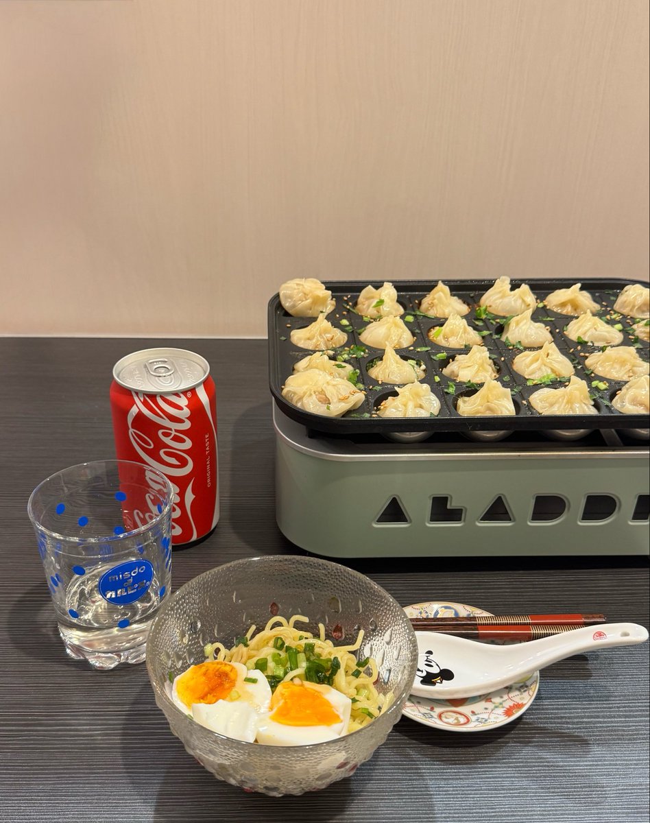 ___tenzaru_'s tweet photo. 焼き小籠包ぷは〜😮‍💨🍻💗 https://t.co/2jJ3pyc61Q