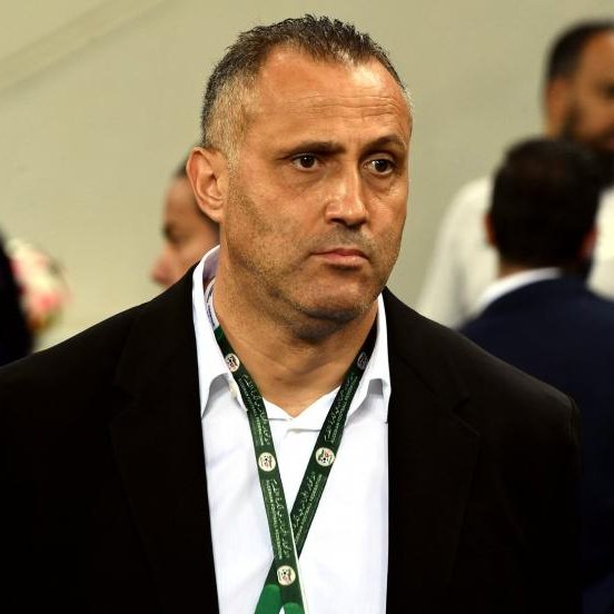 LaTaniereDZ's tweet photo. 🚨 | Info à prendre avec de très grosses pincettes :

Selon @AlgerianFooty Ramy Bensebaini serait en conflit avec Brahim Hemdani et envisagerait de ne pas revenir pour le rassemblement de novembre 😨 https://t.co/sSxLqJl0SU