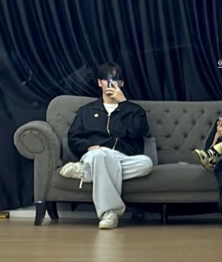 tawansunny94's tweet photo. ป๊า เฮีย เสี่ย พ่อ หนุไหว้นะจ๊ะ https://t.co/zg0vKpaCbE