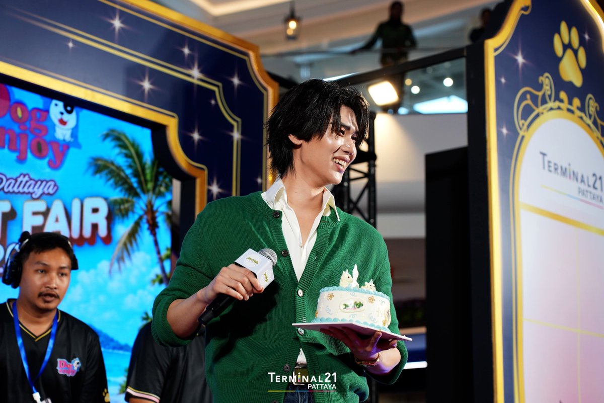 dn_jchen's tweet photo. น่ารักครับ 🫶🏻☺️🎂

ig: terminal21pattaya

DUNK WITH JERHIGH
#JerHighLOOOVEXDunk 
#dunknatachai 
#JerHigh https://t.co/6UIL5AUs1f