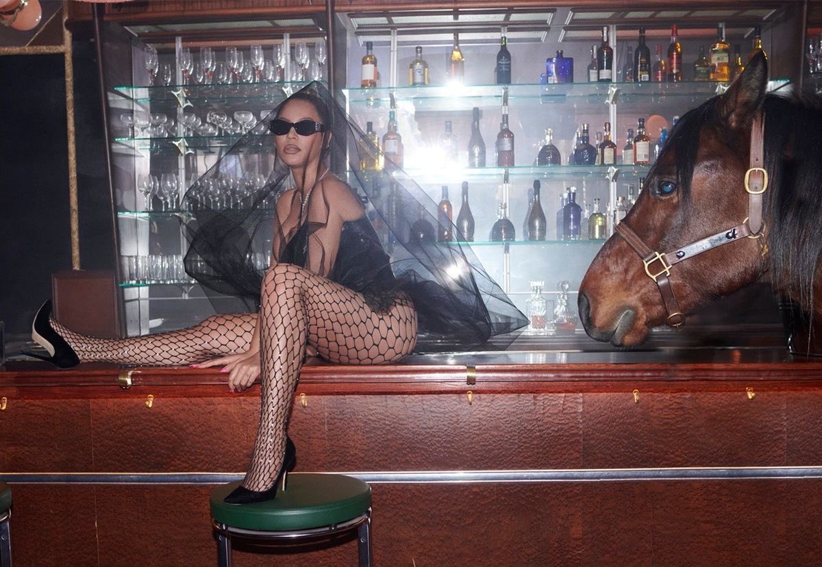 pimpyonce's tweet photo. she’s so mf cunty https://t.co/P35CojkjYS