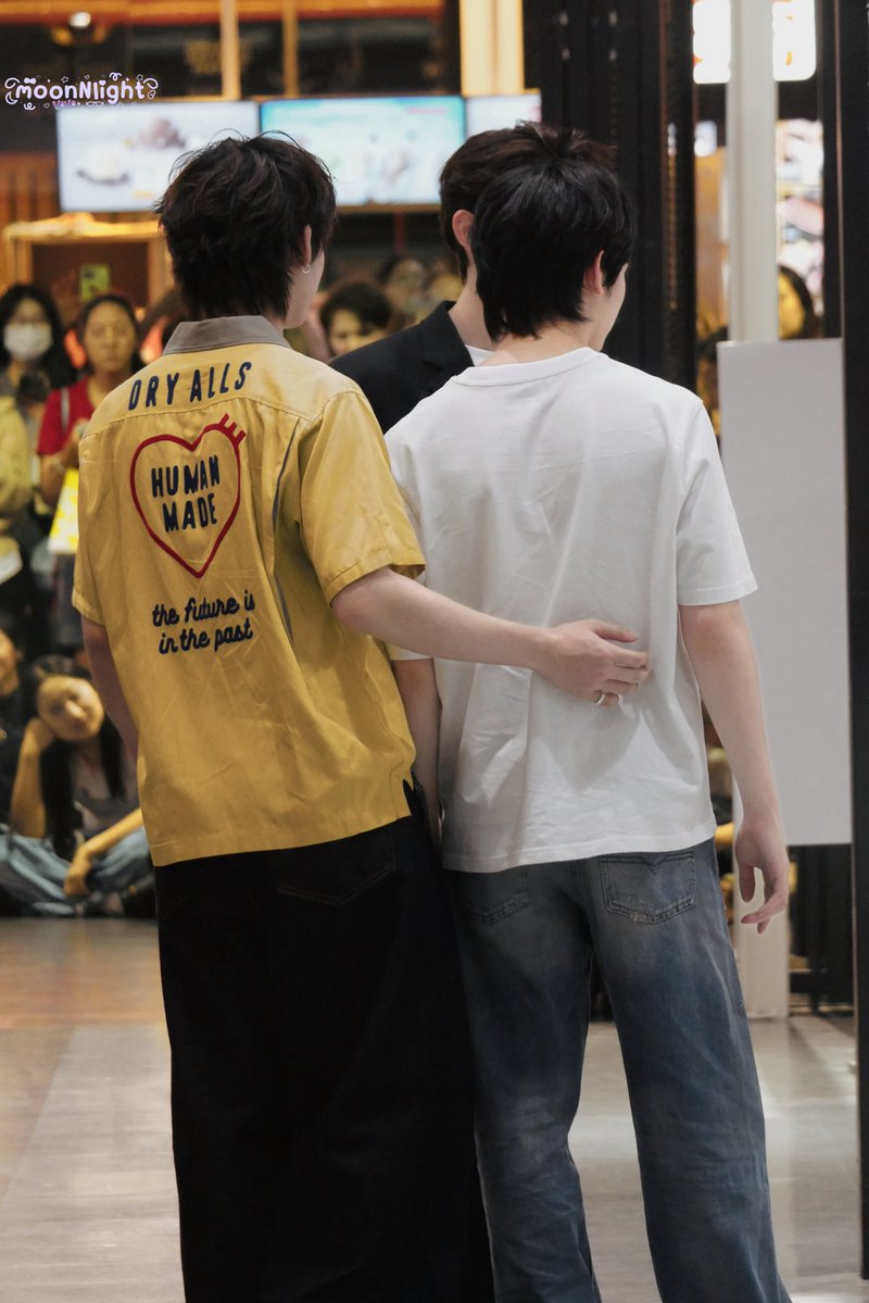 MoonNlight2115's tweet photo. แก..

@twnpich #twnpich 
@porsuppakarn #porsuppakarn https://t.co/7VBSfHkWiY