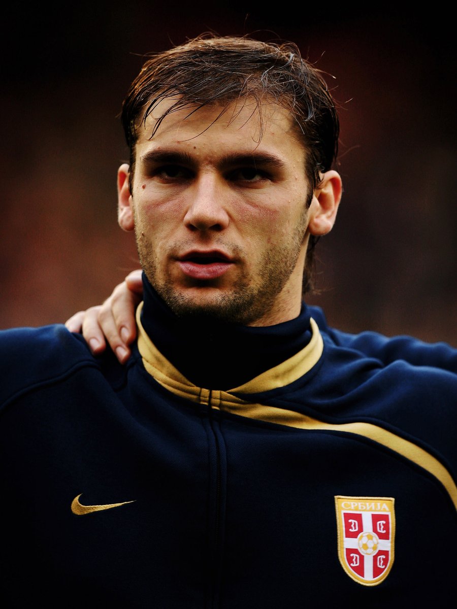 vsrsus's tweet photo. Woke up thinking about Branislav Ivanović. https://t.co/OUqf0hki12