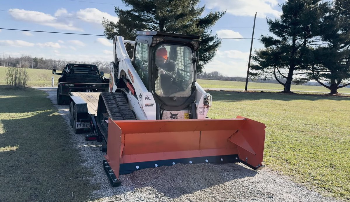 brushworksco's tweet photo. Bobcat loaded, trailer hitched.

Ready for the next jobsite in Ohio.

Message Brushworks for a quote. https://t.co/gc4Ip6JuCt