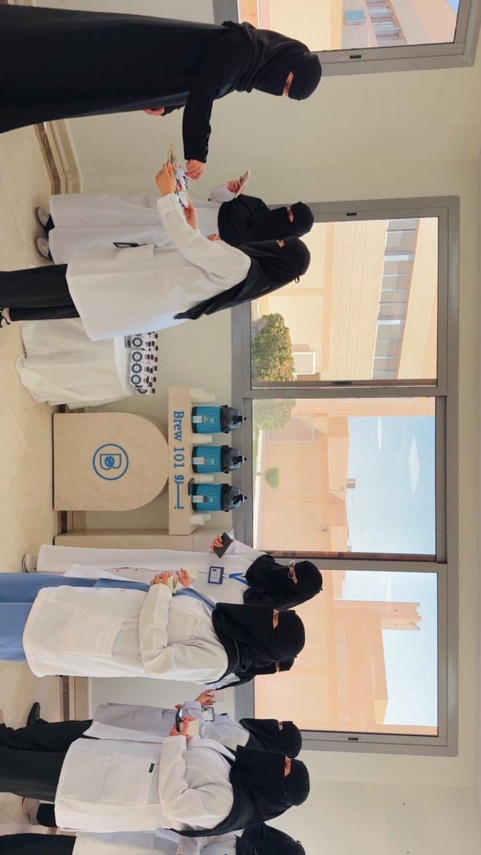 beautiful_211's tweet photo. تفعيل نشاطين من طالبات الجامعة في العيادات الخارجية وقسم التنويم نساء بمناسبة اليوم الوطني 🇸🇦 بمجمع ارادة للصحة النفسية بحائل 
بهدف إدخال الفرح والسرور، وتعزيز التوعية والتثقيف النفسي حول سلامة المرضى من الناحية النفسية 💚
#اليوم_الوطني #الصحة_النفسية #التوعية_النفسية https://t.co/z8NqaE68qq