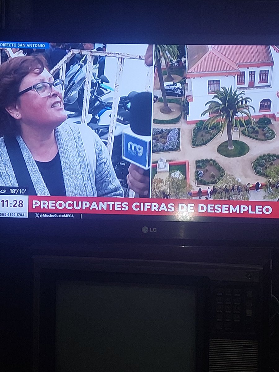 unchilenomas51's tweet photo. Habría que decir...¡GRACIAS JEANNETTE JARA!.
Gracias por las 40 horas.
Gracias por ley Karim.

Aqui esta el resultado del delirio y maldad comunista.
#MuchoGustoMG https://t.co/9OQMcbrhfj