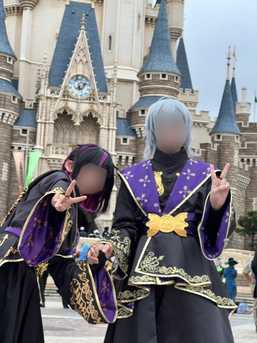 152ykpy's tweet photo. ⚠️仮装
息子と遊べてテンション高めな親父殿💚

#Dハロ仮装2026
#Dハロ仮装ツイステ https://t.co/Km5BHNtN9b