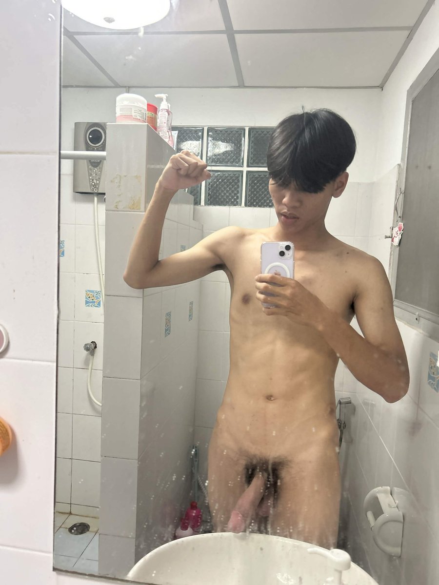 Zenithzx2's tweet photo. discord lgbtq 18+ 👇🏻

https://t.co/eLuFcdlgUT https://t.co/AUs5MBmob9