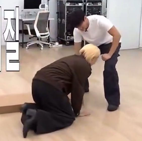 woorai's tweet photo. if you ask wsners "what happened with wsn in ep 6?" WE DON'T KNOW EITHER. but if you ask sn, he'd probably answer your question with 99+ bubbles. https://t.co/00bs4I8JDK