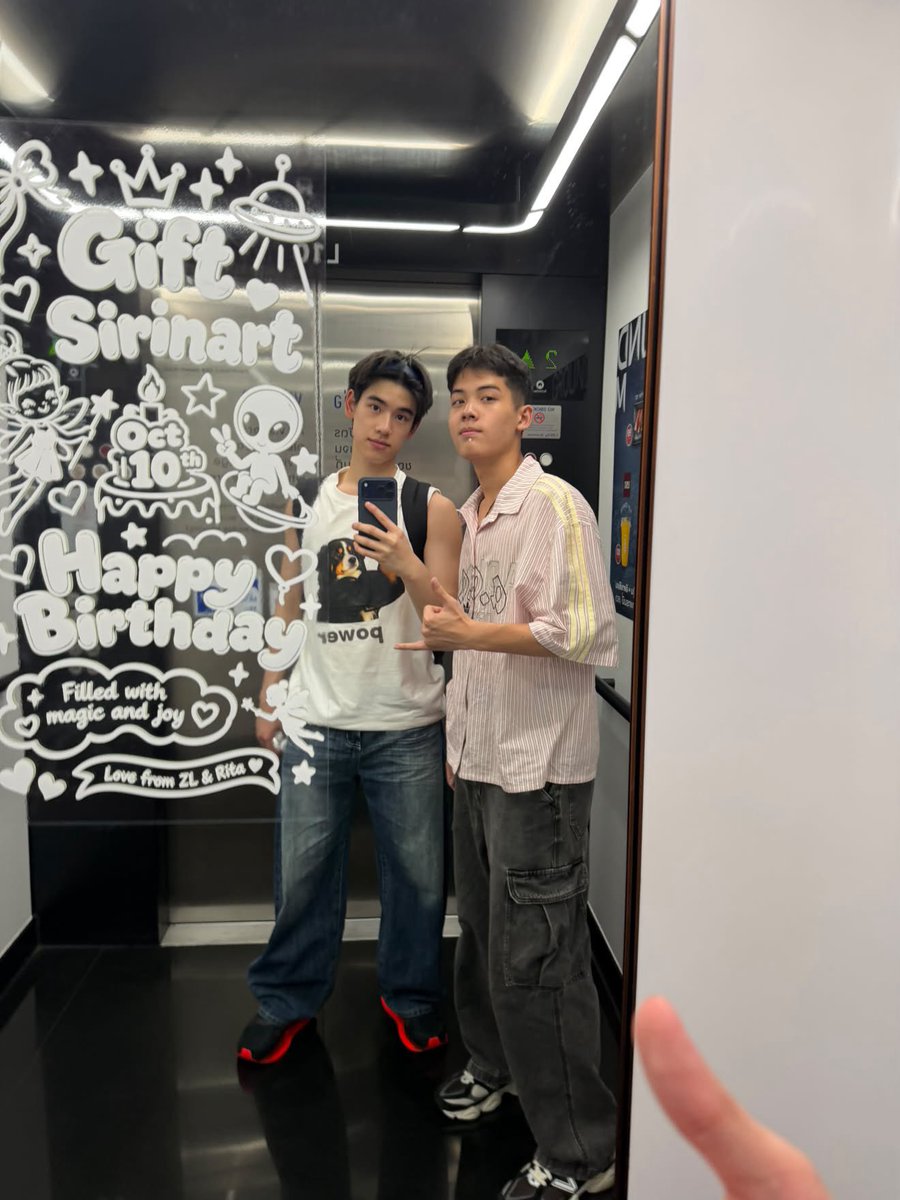 berbyspace's tweet photo. Wowww…showing a lot lately 😭😂 I thought we were the ones missing their little dates, but turns out someone misses it even more than we do 🤏🏻👀😍✌🏻@yujeenyugene #ujeenayp_ #yugeneyannawat 

Pls do it MORE OFTEN naka @ujeenayp_ @yugeneyaknonmak ❤️❤️❤️ https://t.co/Eozwd64DNe