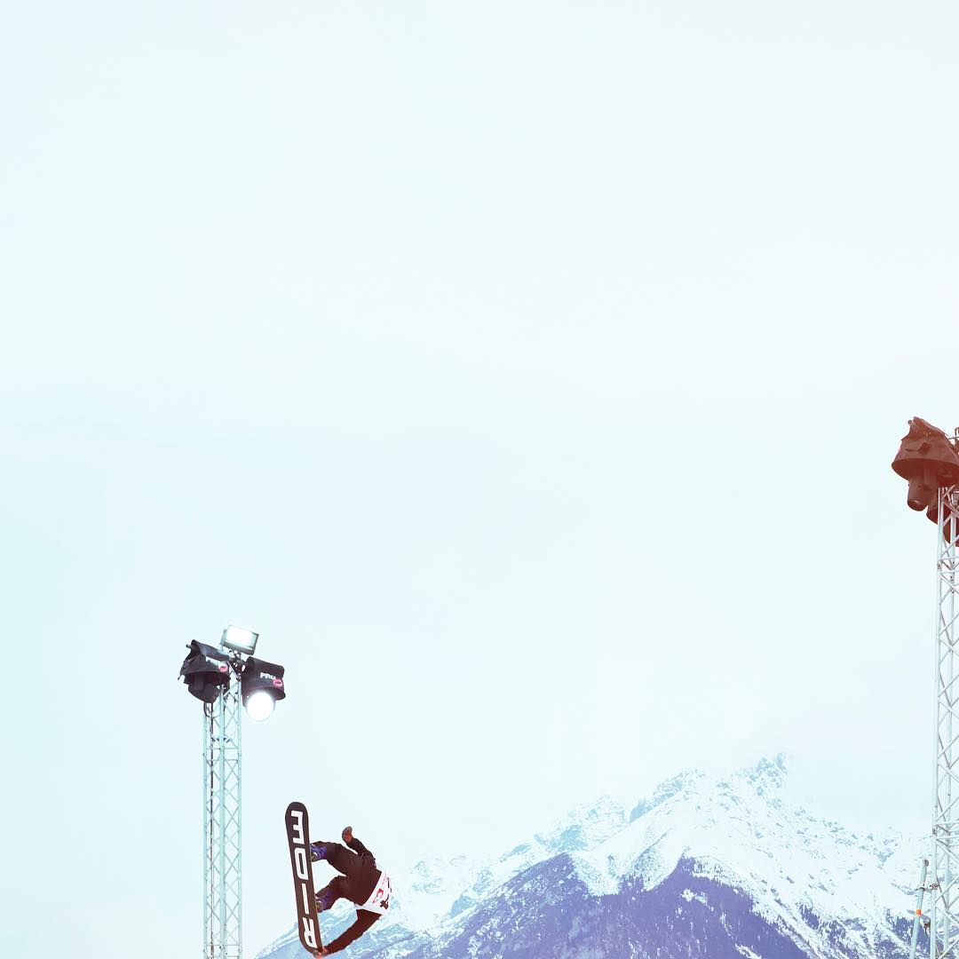 Quellyzinha's tweet photo. Air&amp;Style: Kicker - 5/6 https://t.co/47PfgmckxT