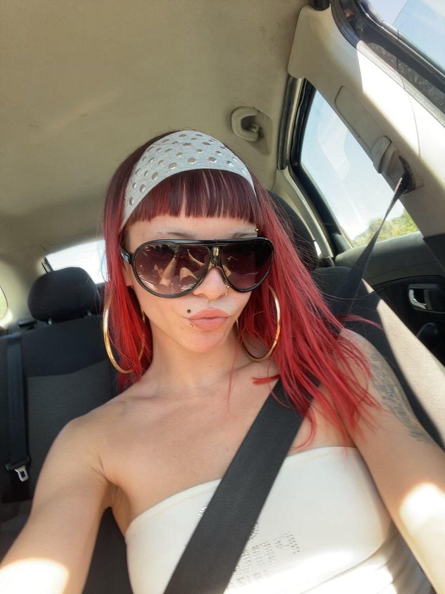 narcobarbie_'s tweet photo. 🇪🇸🫡🐛🥳 https://t.co/z9Bg8uyptZ