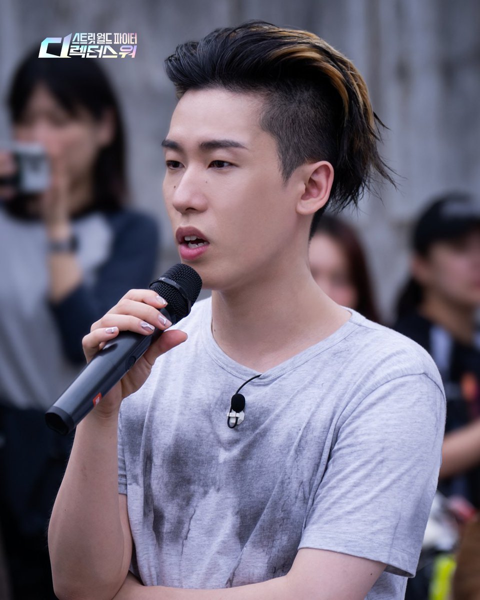 MnetKR's tweet photo. [#SDF] 7회 비하인드 포토 ➋

#바다 #시미즈 #인규 #정민준

안무가들의 더 많은 사진이 궁금하다면?!
🔗https://t.co/sU0MuBQM2S

안무가들의 작품 전쟁
〈스트릿 월드 파이터 : 디렉터스 워〉
매주 화요일 밤 10시 MnetㆍtvN 동시 방송

===

[#SDF] Ep.7 Behind Photo ➋

#BADA #Simeez #INGYOO #MINJUNJEONG

Want to see more photos of the choreographers?!
🔗https://t.co/sU0MuBQM2S

War of pieces among mastermind choreographers
〈STREET WORLD FIGHTER : Directors' War〉
Every Tuesday 10PM(KST) Simulcast on MnetㆍtvN

#스트릿월드파이터_디렉터스워 #스디파 #엠넷
#StreetWorldFighter_DirectorsWar #Mnet