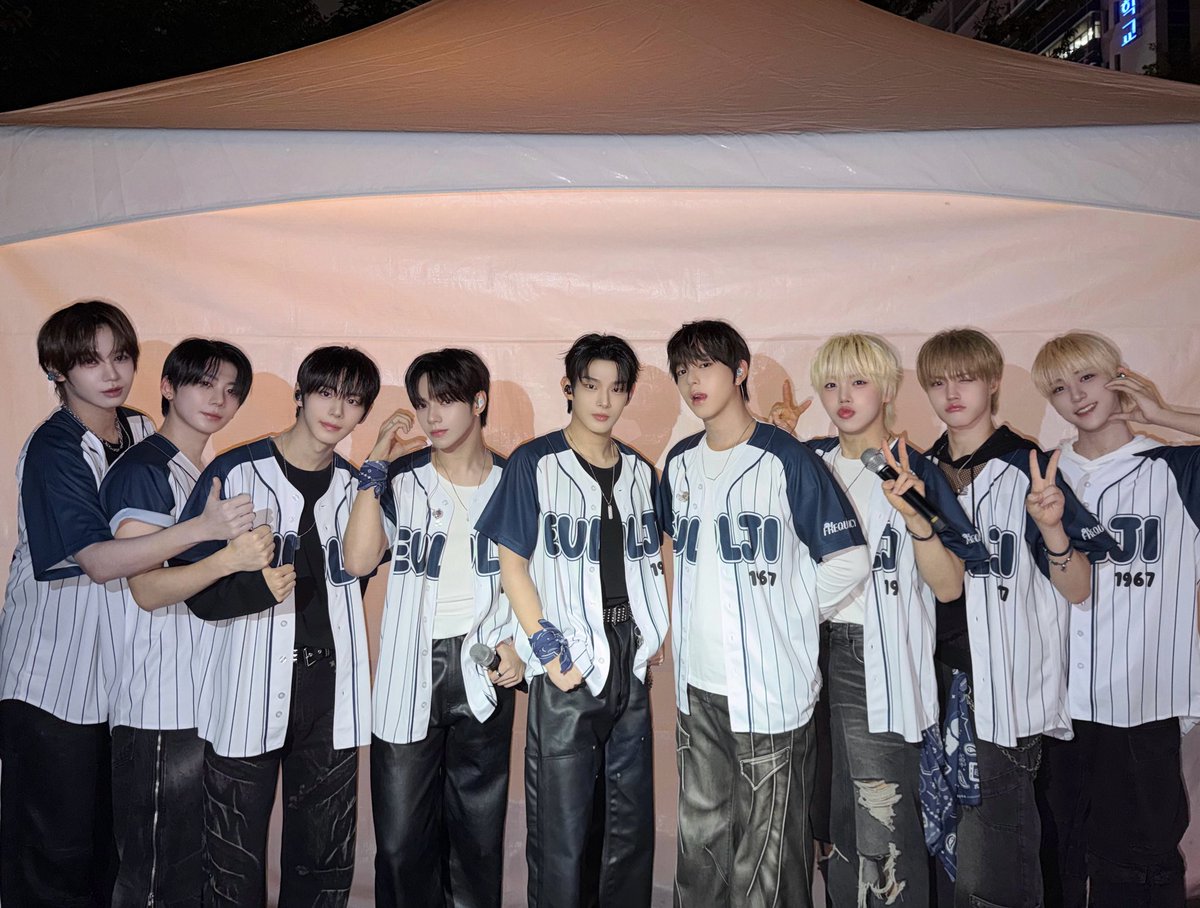 AHOF_official's tweet photo. [📸] 260930 2026 을지축전 : FREQUENCY 완료✨

을지대학교 학생분들과 하나 되어 만든 무대🎶 아홉과 함께 즐겨주신 덕분에 행복했습니다🥰

#AHOF #아홉 https://t.co/wjpfa8Ozn9