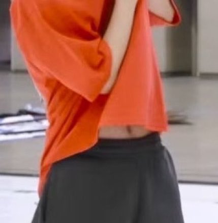 _LeeNaazz's tweet photo. O Seungmin PELADO, completamente SEM ROUPA, mds ele exatamente COMO VEIO AO MUNDO‼️ https://t.co/H9rur8ughp