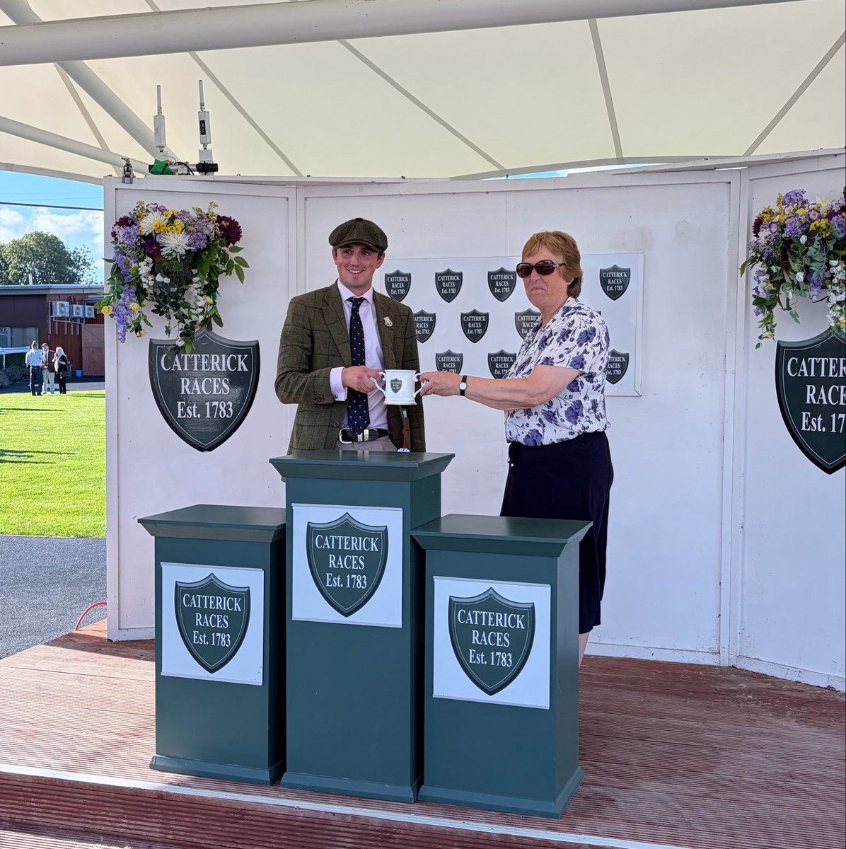 CatterickRaces's tweet photo. FAIRYDALE makes it a double for @EasterbyTim and @dallan555 winning the third race today for owner Mr S A Haley &amp; Partner - congratulations! https://t.co/E2Tidcg5rw