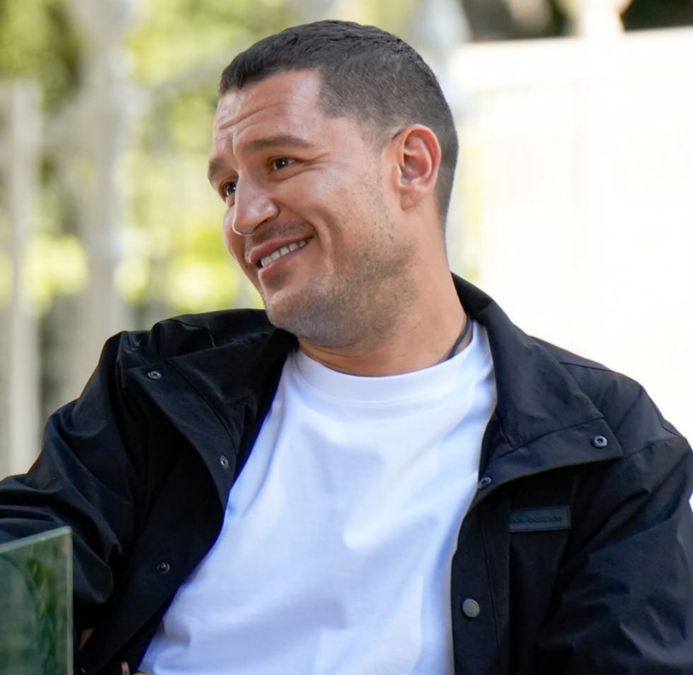 gkce7u's tweet photo. gülüşü 🤩🤏🏻
#yeraltı
#UrazKaygılaroğlu https://t.co/PdGvoBF65v