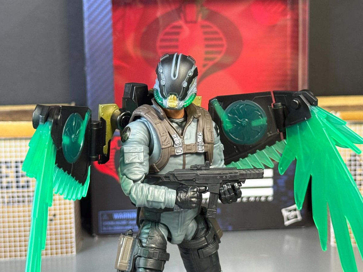 _CIAD_'s tweet photo. Bobby Bee of @beesbattles has locked down his copy of the #GIJoe Classified Series D.I.R.E. Hawk and has post up over on the Battlegrounds. Is this latest D.I.R.E. Tech operative worthy for your collection? Check out the review below. #surveillanceport

https://t.co/LvjrMdnsp1 https://t.co/Ib7CqNzuO4