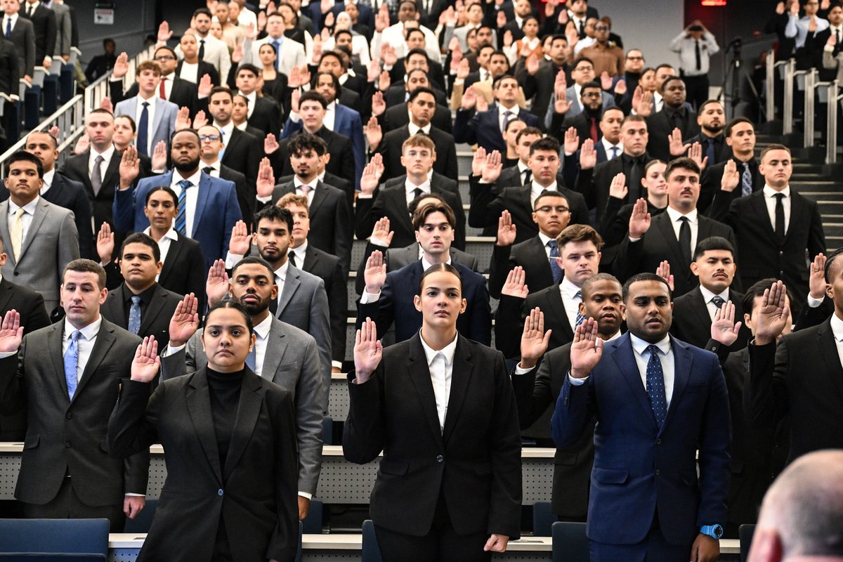 NYPDPC's tweet photo. Today, the NYPD welcomed 755 new recruits to the Police Academy, men and women from all different backgrounds who took an oath to serve and protect this city.

Among them is Sabbir Ahmed, whose brother-in-law, Detective Didarul Islam, was killed in the line of duty last summer. Even after experiencing such a tremendous loss, Sabbir still chose to step forward and join the NYPD — that is the nobility of this profession.

Congratulations to all our new recruits!