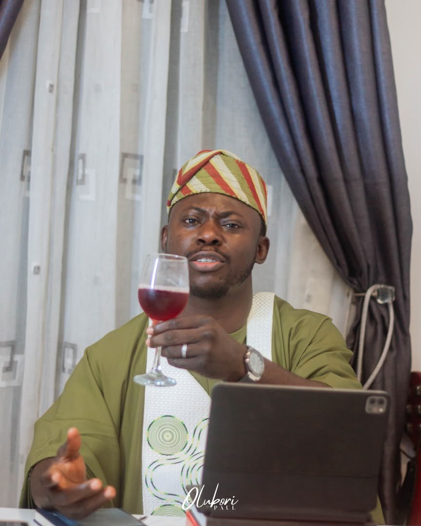 olubori33's tweet photo. Wow, wow, wow! 🎉

The Grow with Coach Bori Mentorship September Cohort officially came to an end today, and honestly, what a journey it has been!

What a great time it has been with these exceptional, exceptional great minds, over 2000 of them altogether. exceptional young people coming together with one goal: GROWTH.

Your passion inspires me to even do more but I want you guys to understand something:
It is not enough to hear the teachings.
It is not enough to take notes.
It is not enough to attend every session, write down every point, and say, “Wow, this is powerful.”

The best part is what happens after the teachings.
Go and implement!
Go and put these things to work!
Go and apply what you have learned!
Go and conquer the world!
Go and be exceptional!
Go and be great in your field, your career, your business, and in whatever path you have chosen.

For me, this journey has been 120 days and for some of you it has been the same, since January 2026, September marks the fourth cohort this year, and looking back at the number of lives reached it’s truly amazing.

I want to specially appreciate the amazing people who contributed to making this cohort a success.
To my team, my friends, who are also my brothers:

@Fabian__George .
Solomon Ayodele.
Dr. Opeyemi Ogunyemi.
Olushola Olaleye.
Thank you for coming around to share your knowledge, experience, and wisdom with these great minds. I appreciate you all.

And lastly, to you, the young people who made this cohort what it was:
Thank you for being consistent.
Thank you for being attentive.
Thank you for being relentless.
Thank you for being dedicated.

I pray that God helps you on your journey to greatness and gives you the grace to become everything you are capable of becoming.

Don’t let the lessons end with the cohort. Let the implementation begin. The world is waiting for what you will become. Go and make things happen. Go and be great.

Registration for the next cohort, January 2027, has already commenced. If you want to be part of it, more details will be shared soon.

Until then…
Keep growing. Keep building. Keep becoming.
See you next time.
Love you guys. ❤️