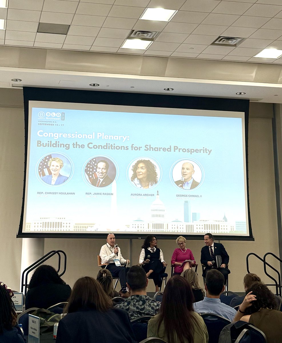 VanComm's tweet photo. Earlier this month, Vanguard attended our first B Corporation™ conference, BLD Southeast! We connected with companies doing business for good, joined sessions focused on creating lasting impact and heard words of encouragement from U.S. Reps. Houlahan and Raskin. https://t.co/YJ3voHe130