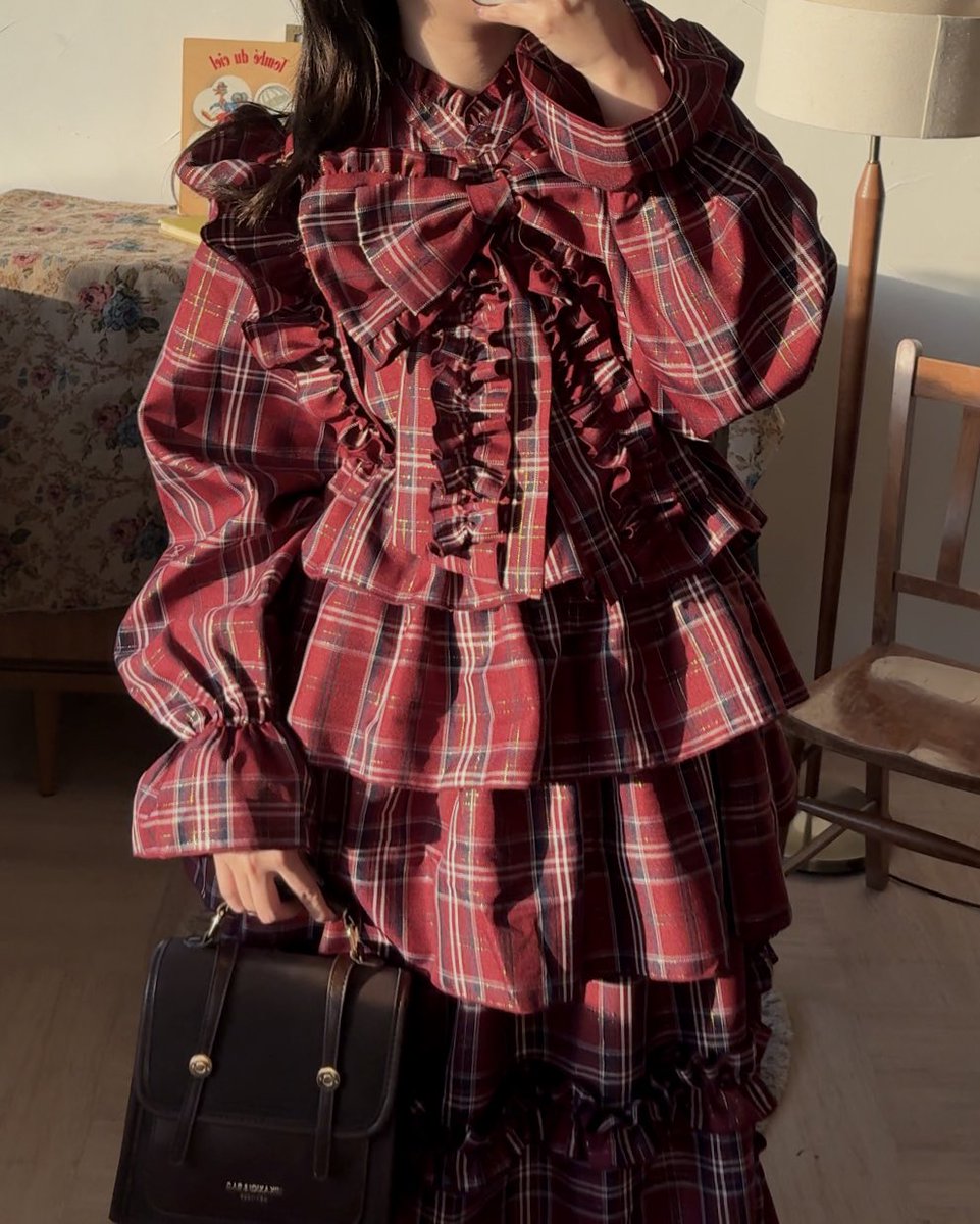 merrygorandchan's tweet photo. ZOZOで買えちゃう
赤チェックのフリルワンピース🪡

#日常垢　#日常垢さんと繋がりたい https://t.co/uh9RNei39E