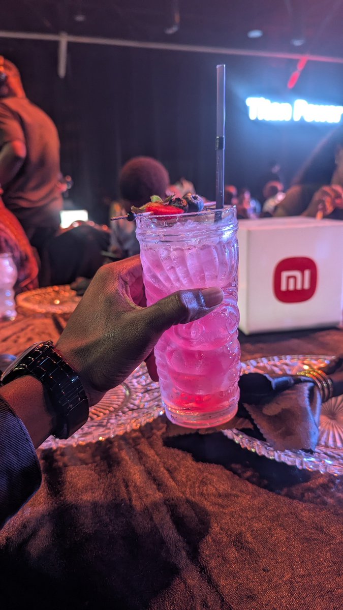 thedesignchieff's tweet photo. I forgot to mention, they're taking very good care of me. 

#RedmiNote17Series https://t.co/gylUYWpnBn