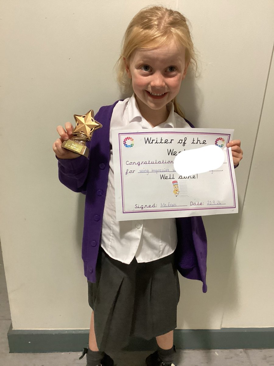 SpringwellYear1's tweet photo. Our superstar achievers this week are… 😀🤩✏️🏆💜 @Springwellpark_ https://t.co/POiNosnskd