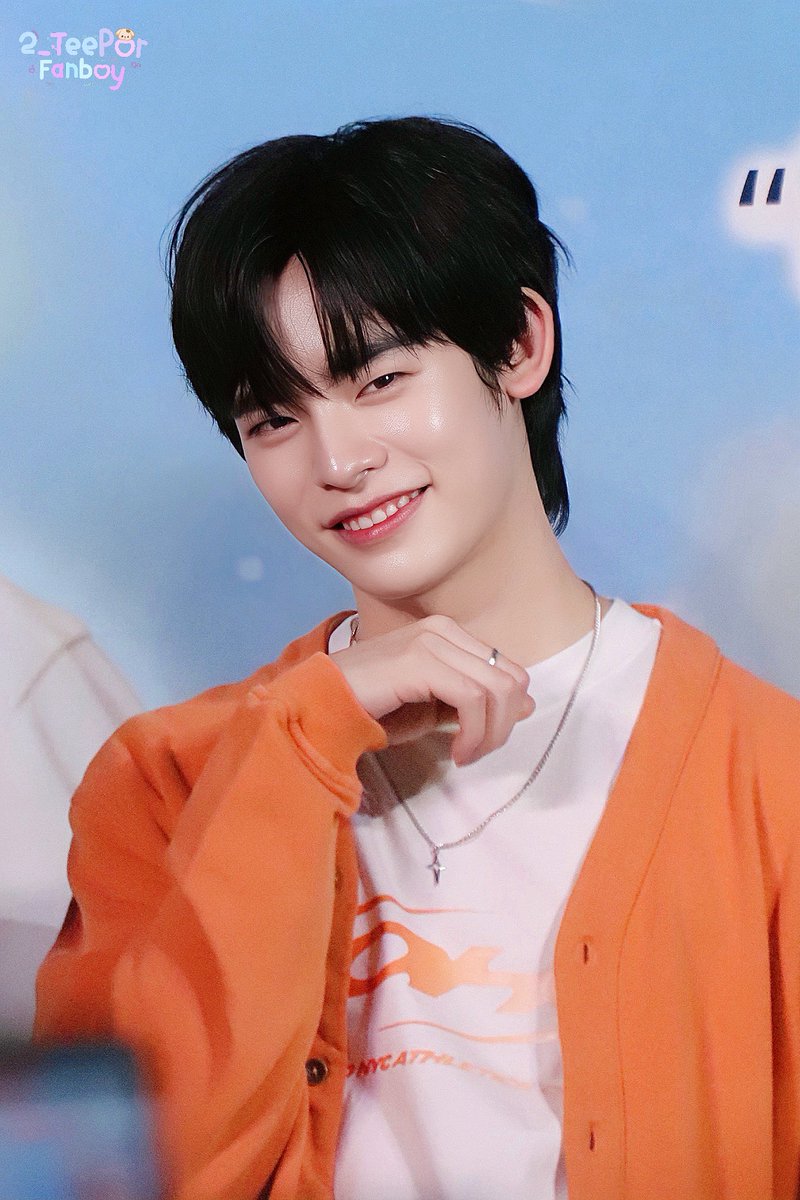 2_teeporFanboy's tweet photo. ⋆·˚ ༘ ໒꒱  30/09/69 | แมว 🐈‍⬛

#porsuppakarn  🪽

MIN MIN x TeeteePor : The Frozen Candy Land มิน มิน เปิดโลกความเย็น สนุกเฟรชกับตี๋ตี๋ป๋อ
#MINMINxTeeteePor https://t.co/BV6nBf3umQ