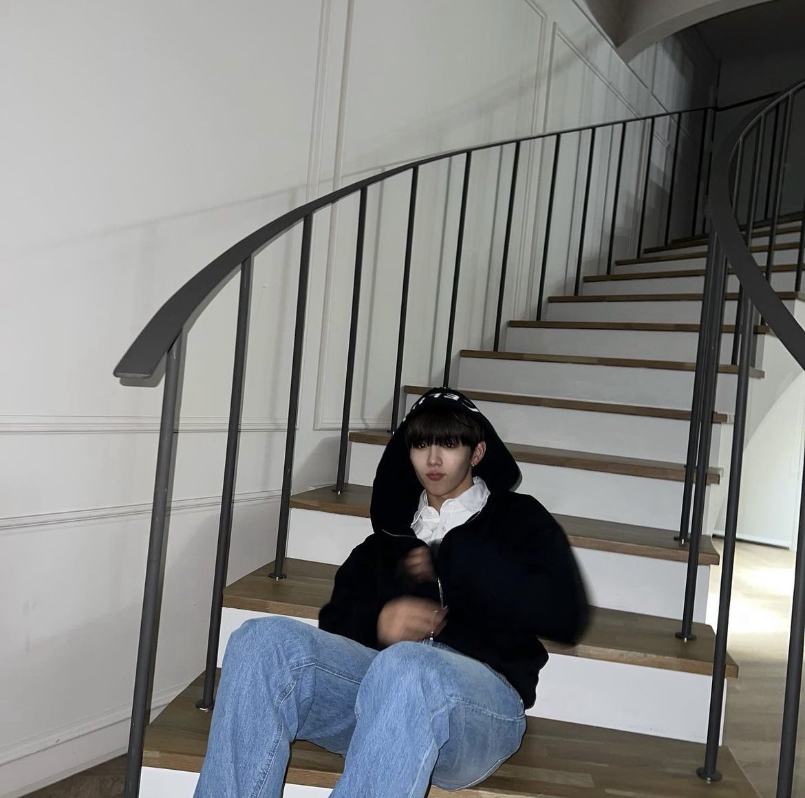 rar_taro's tweet photo. まじでSMさん、ショウタロウのファッションセンスを存分に活かせるインスタ個人垢、復活させませんか？ https://t.co/ASgUOMVSND