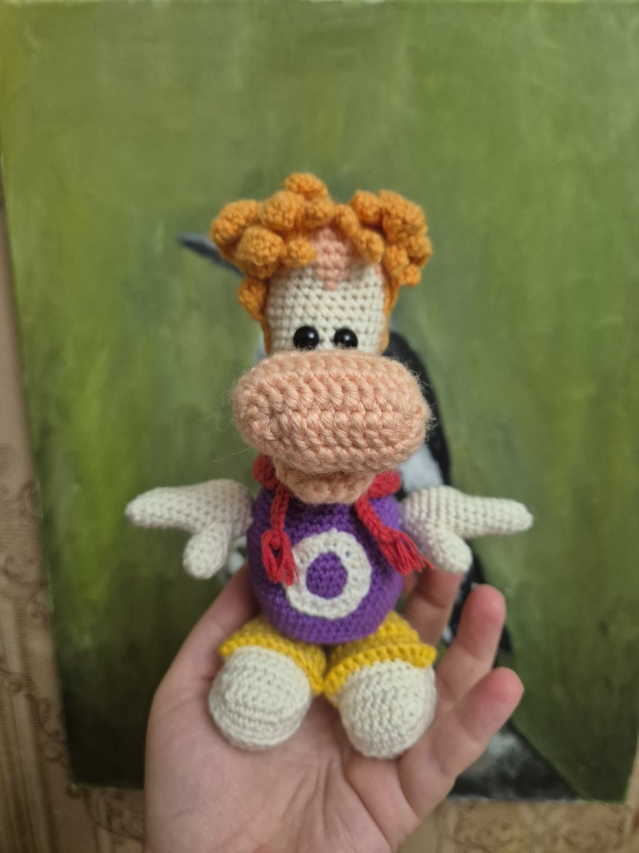 Jen_626_art's tweet photo. My attempt of crocheting Rayman. Again, the hype of Rayman Legends Retold inspired me to crochet him. There are some stuff that i need to work on him (for example, hair), but i already like him.
#crochet #Rayman #укркрафт #укртві #raymanlegendsretold https://t.co/i4V9kCN2BS