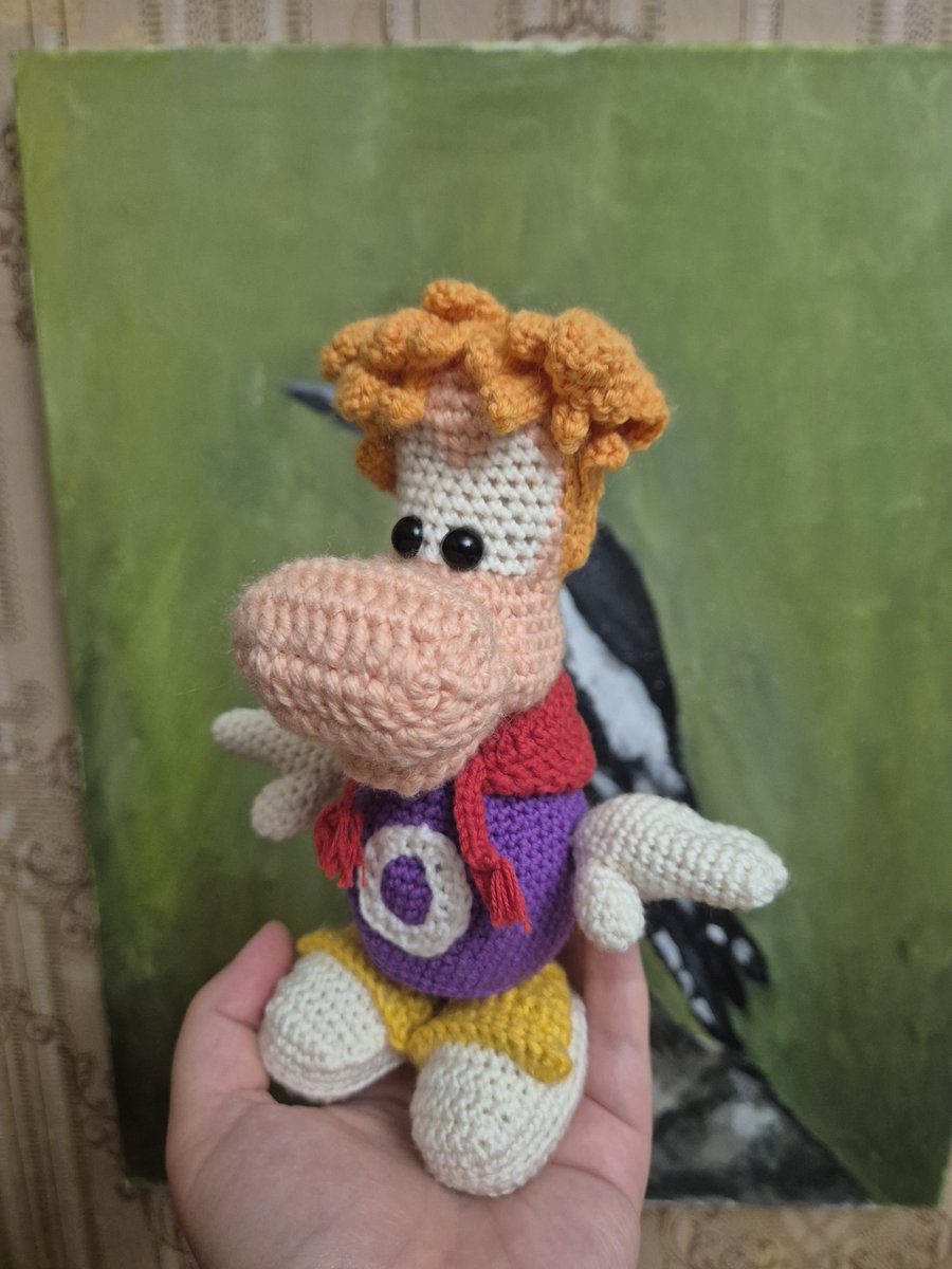 Jen_626_art's tweet photo. My attempt of crocheting Rayman. Again, the hype of Rayman Legends Retold inspired me to crochet him. There are some stuff that i need to work on him (for example, hair), but i already like him.
#crochet #Rayman #укркрафт #укртві #raymanlegendsretold https://t.co/i4V9kCN2BS