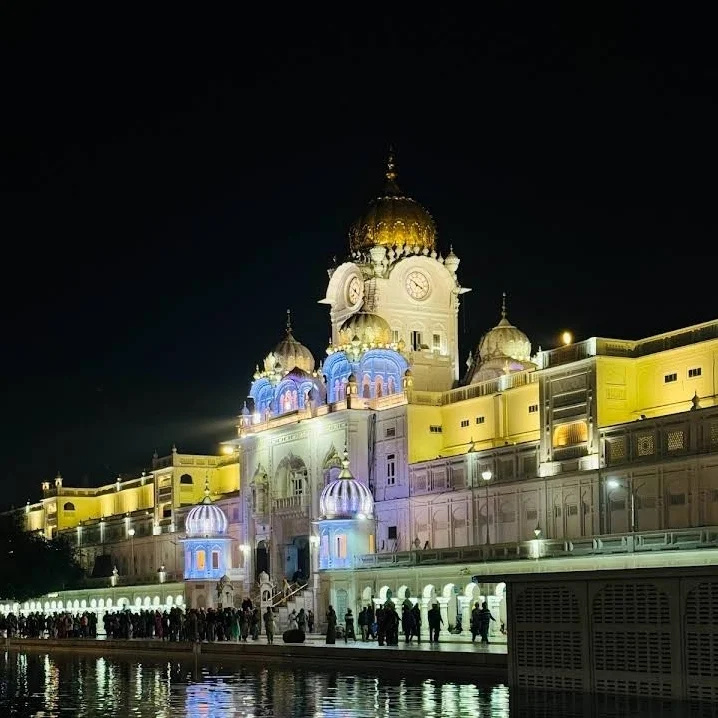 leochiklirow's tweet photo. #goldentempleamritsar #panjab https://t.co/cYnqTqbEPV