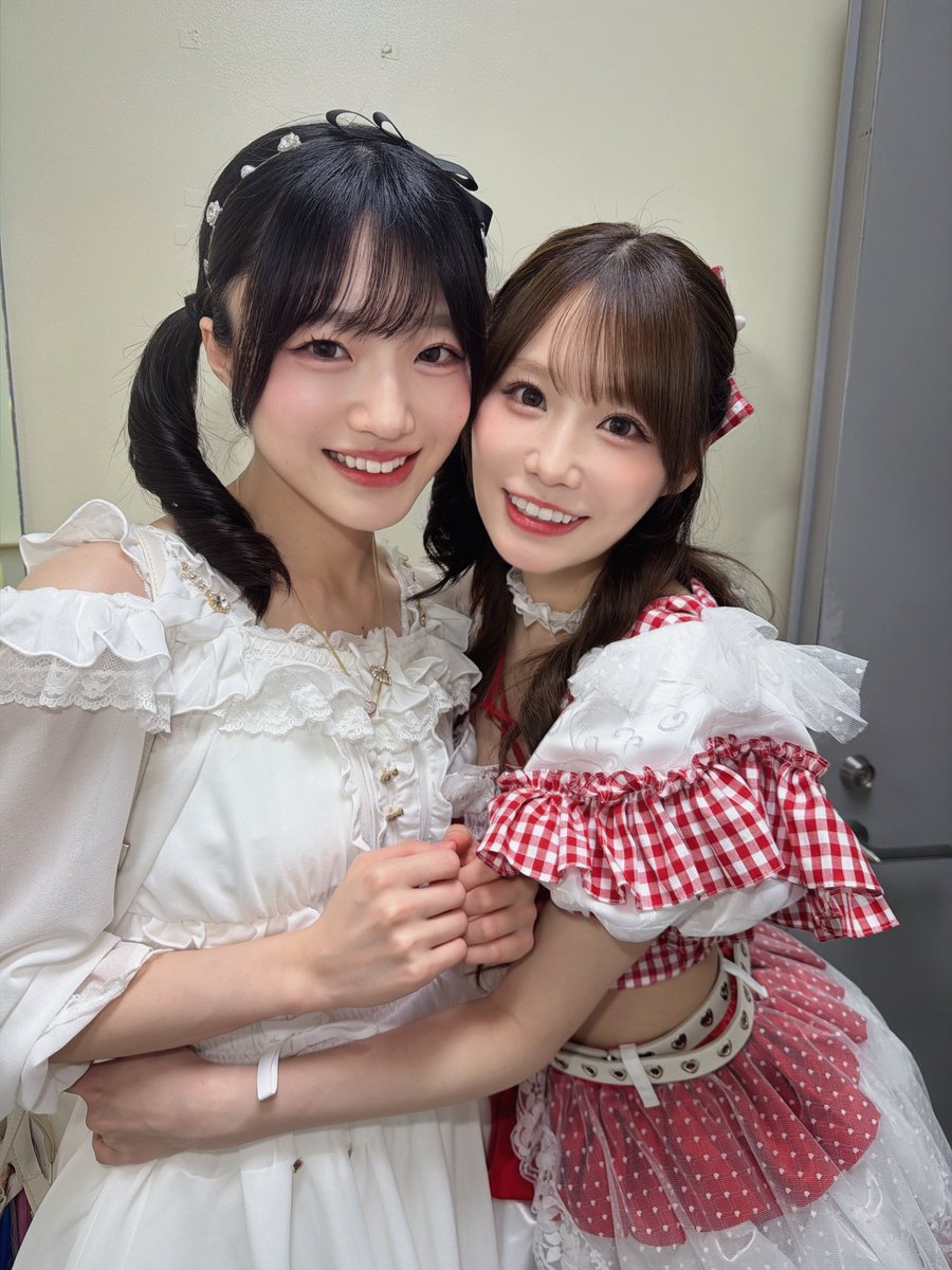 kira_kira0303's tweet photo. ♡橘メアリーさん
♡香水じゅんさん
♡未歩ななさん
♡中山ふみかさん
お写真ありがとうございました😭
私が緊張でたじたじしていたにも関わらずとっても優しくお話ししてくださって本当に感謝しかないです😭
@mary_tachibana @jun_kasui @miho_nanachan @fumitas_ https://t.co/OjM0iEi9RA