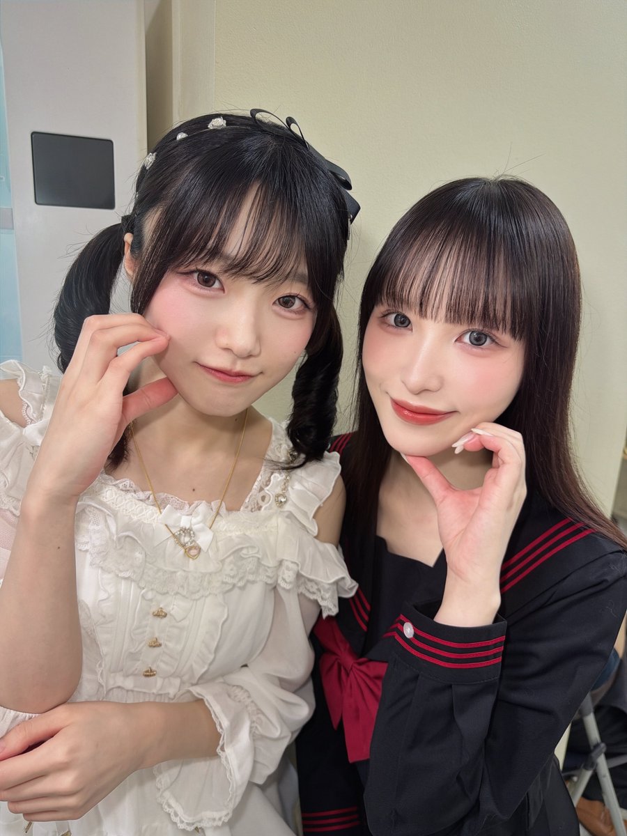 kira_kira0303's tweet photo. ♡橘メアリーさん
♡香水じゅんさん
♡未歩ななさん
♡中山ふみかさん
お写真ありがとうございました😭
私が緊張でたじたじしていたにも関わらずとっても優しくお話ししてくださって本当に感謝しかないです😭
@mary_tachibana @jun_kasui @miho_nanachan @fumitas_ https://t.co/OjM0iEi9RA