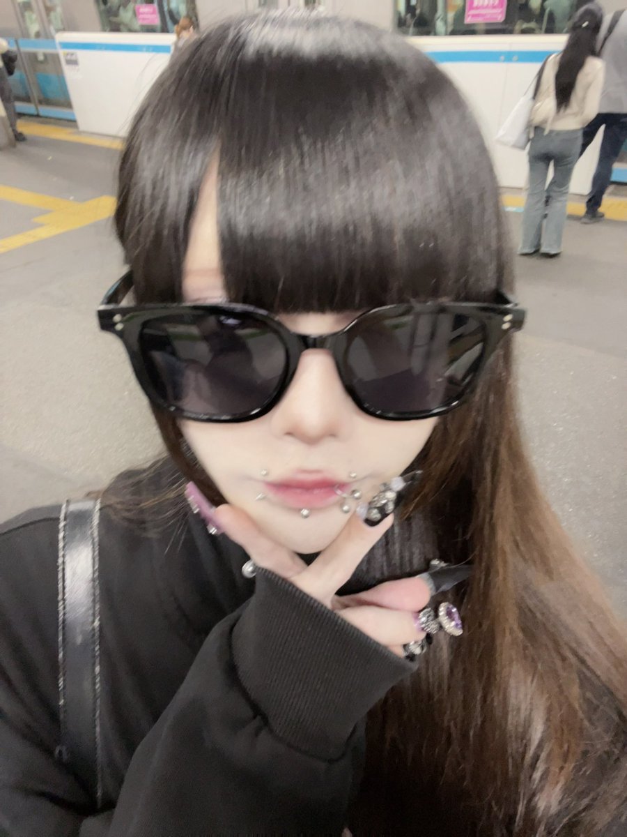 nxcvx_'s tweet photo. カラコンいたくてこれ https://t.co/3g75fduIJi