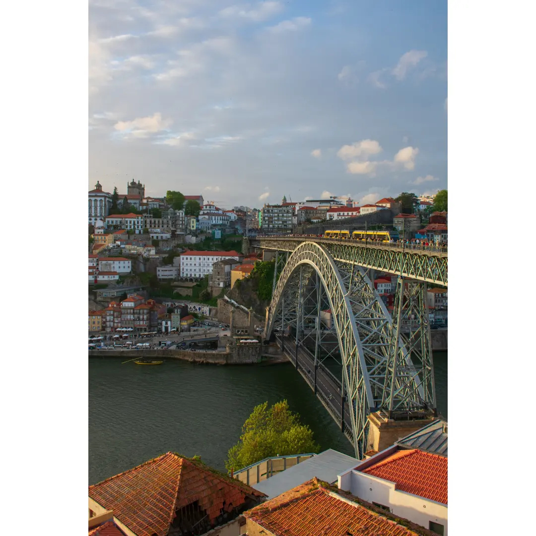 _KingVictor's tweet photo. 📍 Porto, Portugal
📅 Abril 2023.. #wanderlust #travel #viaje #fotografia #photography #travelphotography #landscape #photo #building #arquitectura #architecture #voyaged #portugal #porto #visitporto #duoro #duero #rio #river https://t.co/qPOKqioDHB