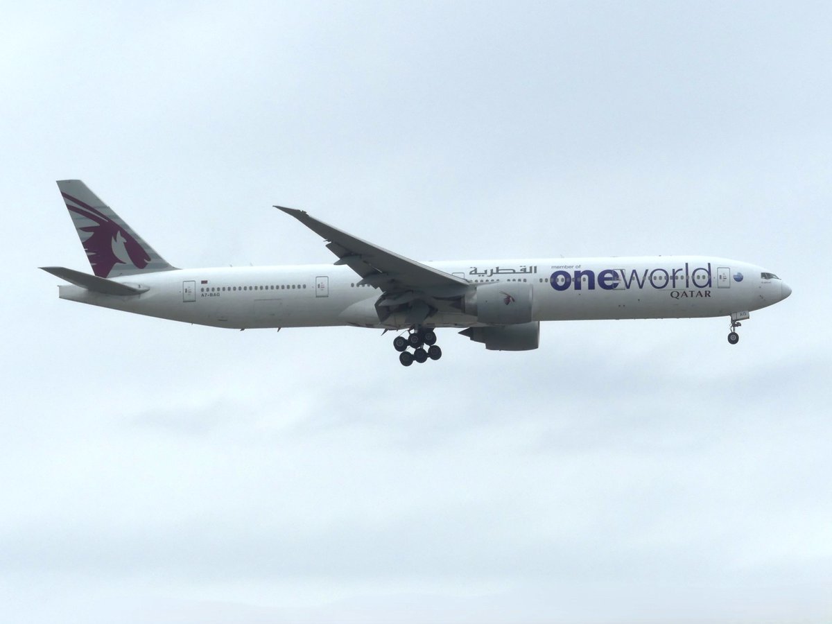 ten_koji1103's tweet photo. 2026/9/23成田国際空港外周にて 34R下り
QRのトリプルセブン
カタール航空 B777-300ER
Oneworld Livery
Qatar Airways
#B777
#QatarAirways
#Oneworld https://t.co/eioJnjfQAg