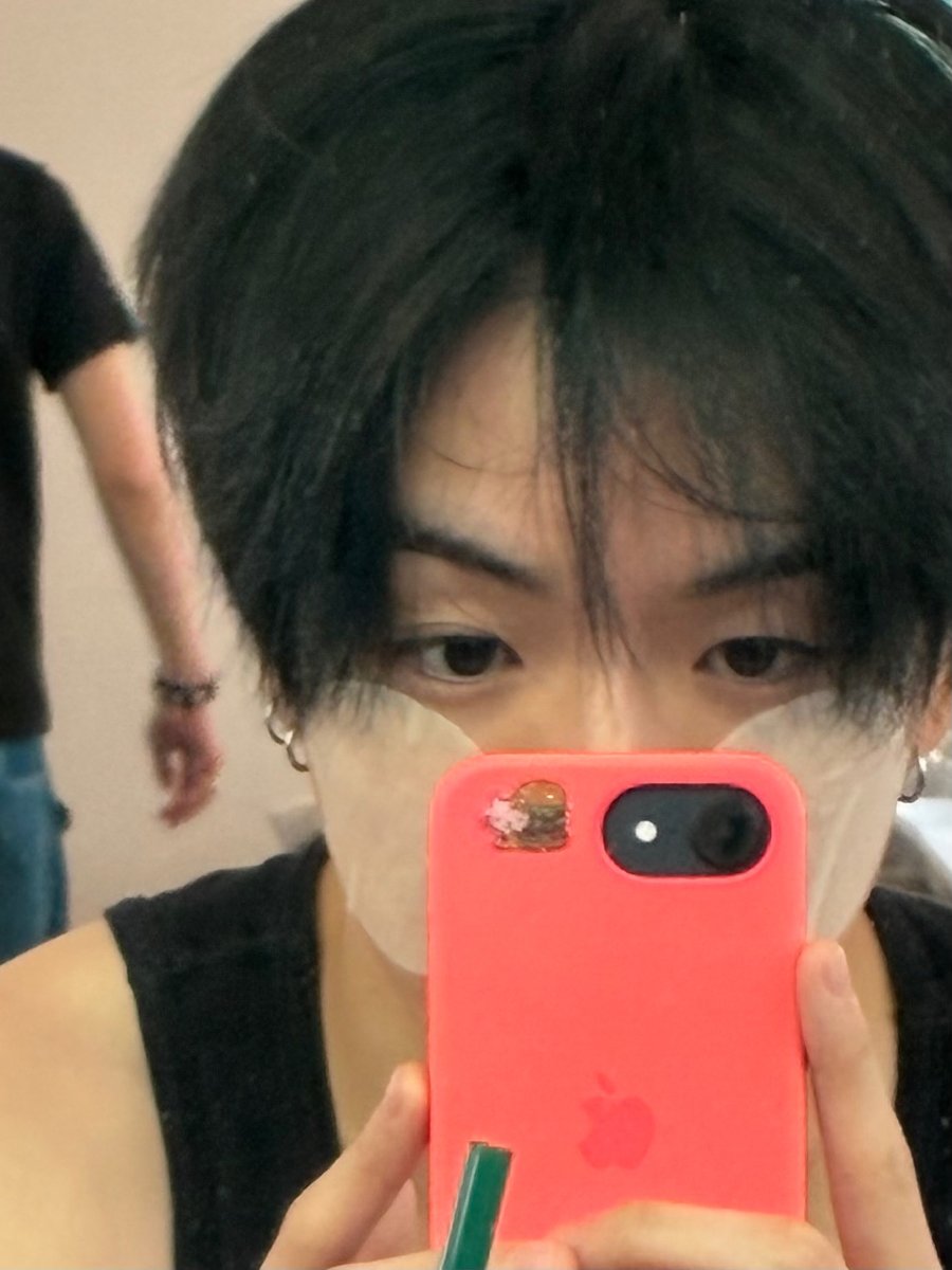 vue_de_moi's tweet photo. 윤재혁 워버스 DM! #윤재혁 https://t.co/lTDjvCf7Nk