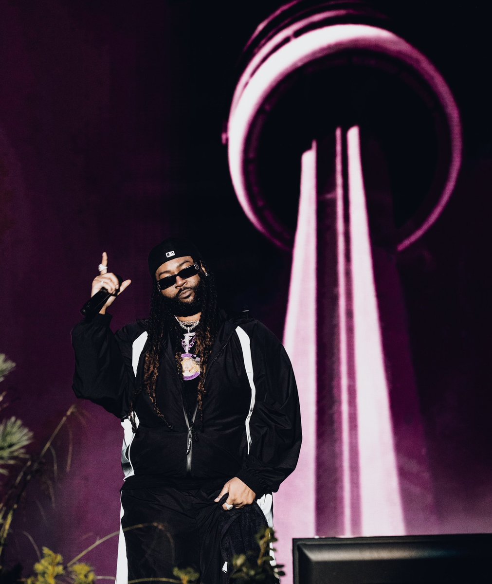OVOSound's tweet photo. Back Outside @partynextdoor https://t.co/XM1gYhGbDZ