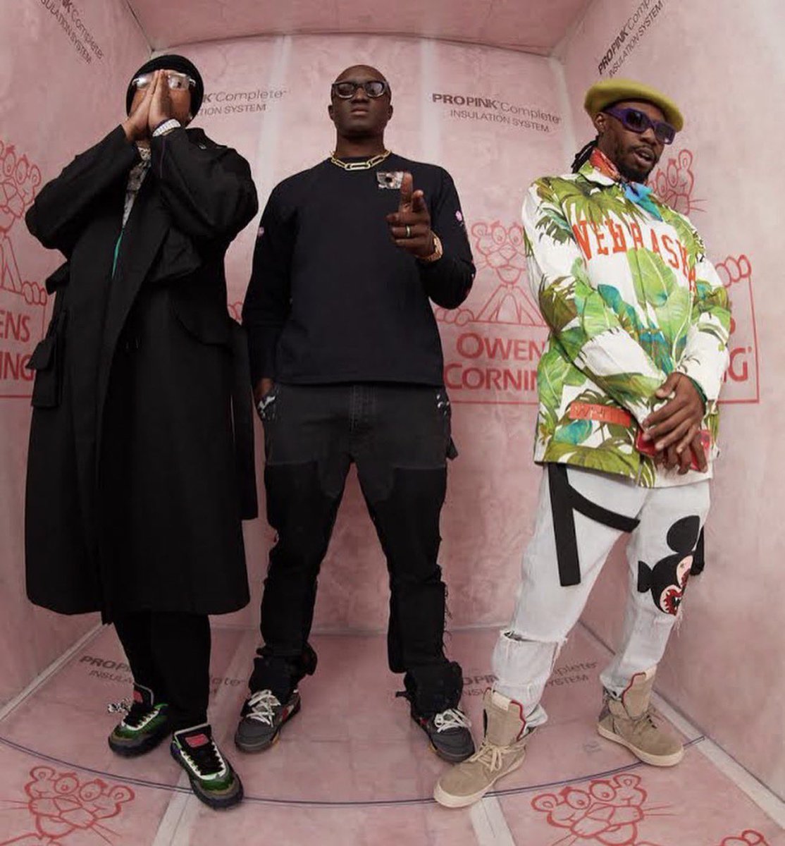 WESTSIDEGUNN's tweet photo. HAPPY BIRTHDAY @virgilabloh 🕊️ ✨ ❤️

PRAY FOR PARIS…. AND THEN YOU PRAY FOR ME https://t.co/i5OLZKhYuV