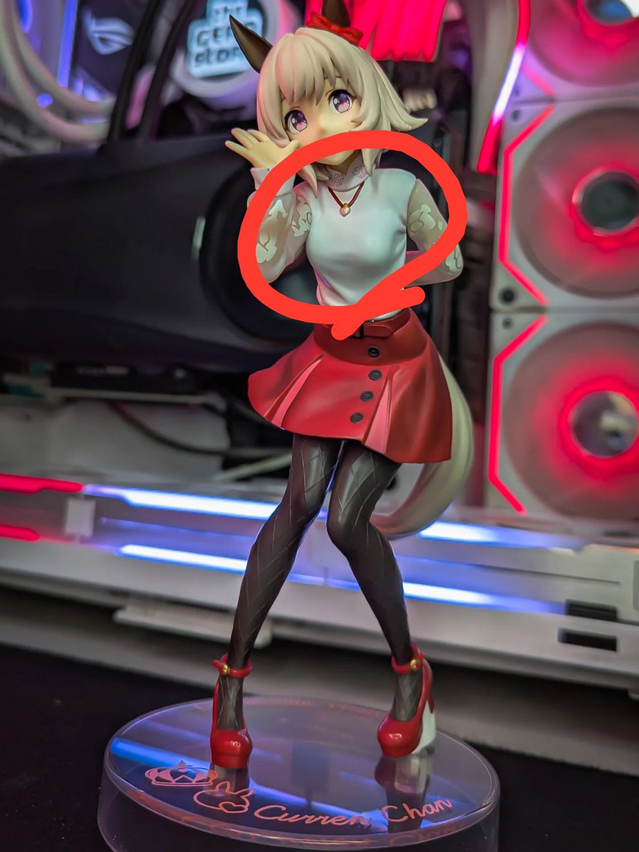 CutieCurren's tweet photo. STOP SAYING MY TITS AREN'T #AWESOMESAUCE https://t.co/QOCQKD8S8d