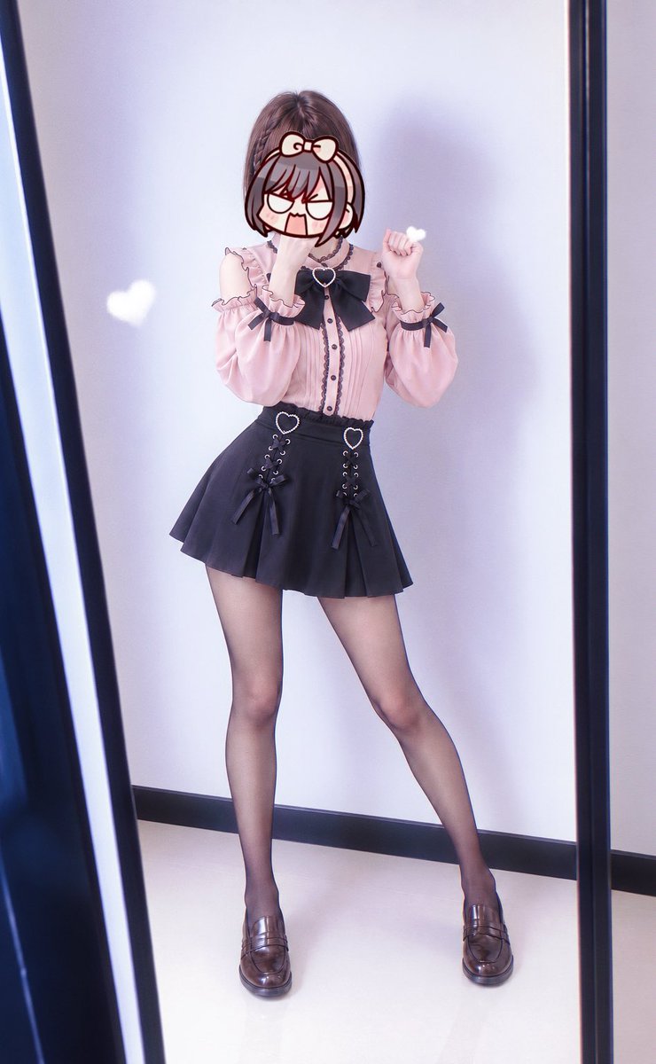 Astesia54451484's tweet photo. #東雲絵名 
#prsk_cos https://t.co/iKN52dlbIe
