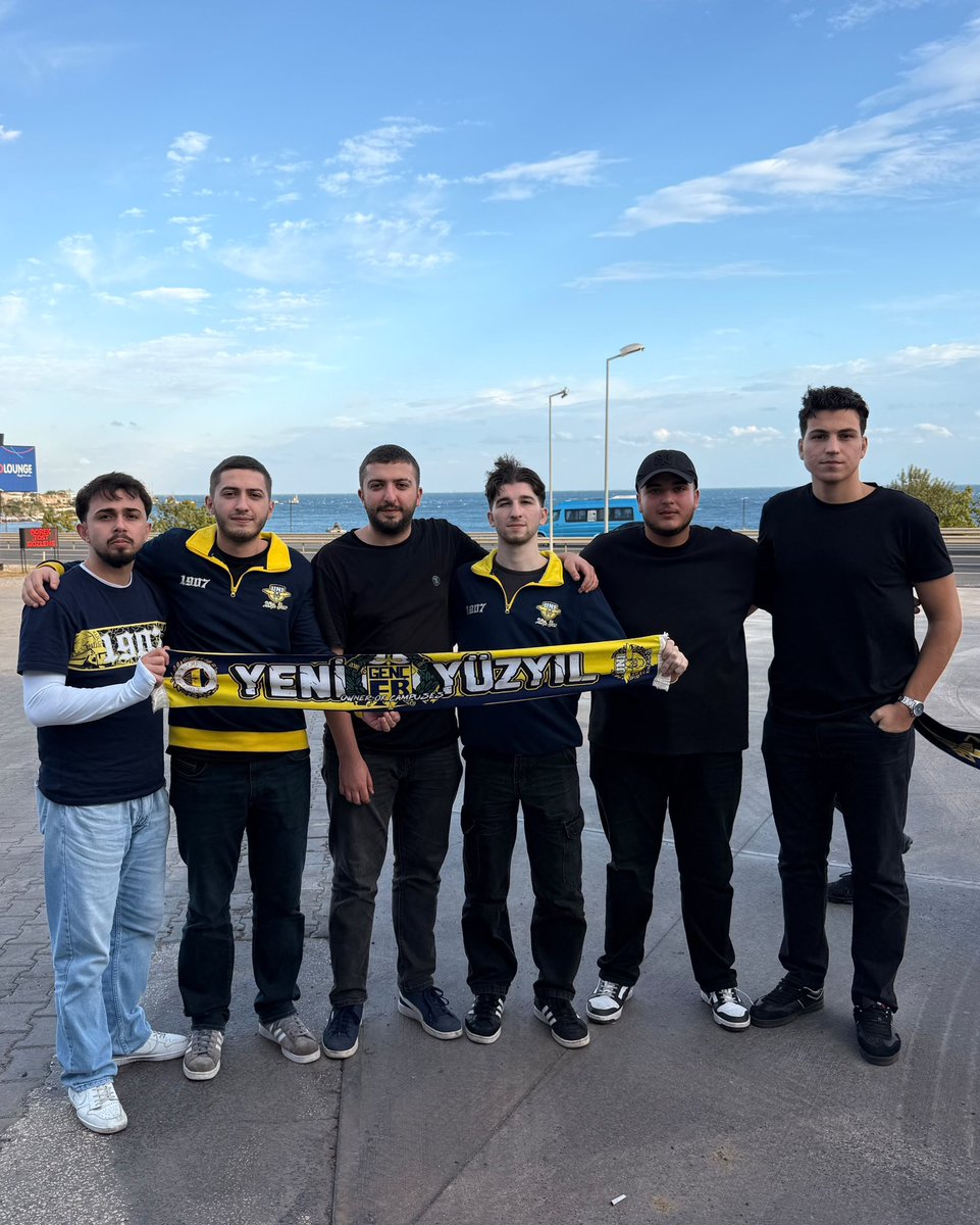 iyyunigfb's tweet photo. AMATÖR BRANŞLAR PROFESYONEL SEVDALAR!

Fenerbahçe Alt Yapı Voleybol Takımımızı desteklemek için Tekirdağ yolundayız. ⏳

#UNIGFB https://t.co/ug5u6micaf
