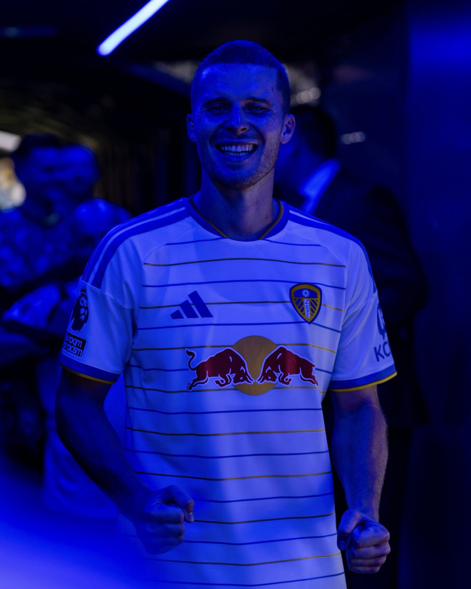 LUFC's tweet photo. 🥳 Happy birthday, Nico! https://t.co/Sm0AVK41a5