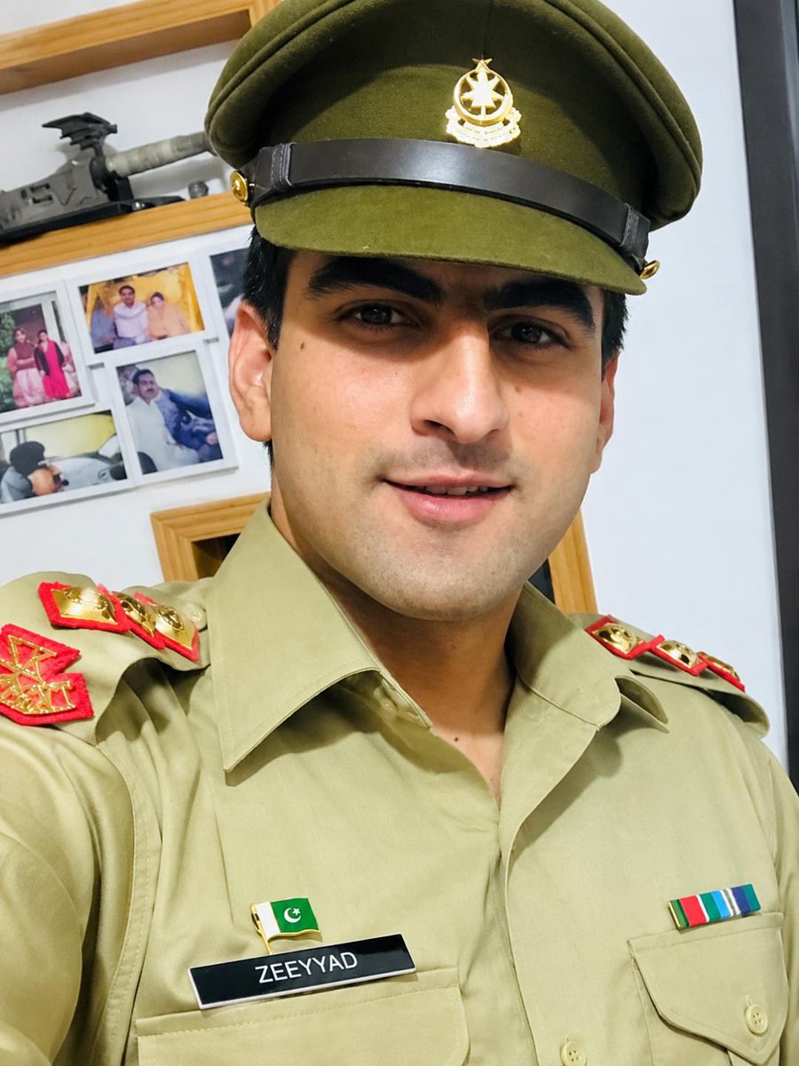 PakMilitary132's tweet photo. Remembering Maj Zeeyyad Salim Awal Shaheed 🇵🇰

- Maj Zeeyad Salim Shaheed
- 130 L/C ex 4AK/44AK
- 23 Jul 25

#Lahuukiroshni #pmt #pakarmy #ispr https://t.co/9gd9LnUUEI