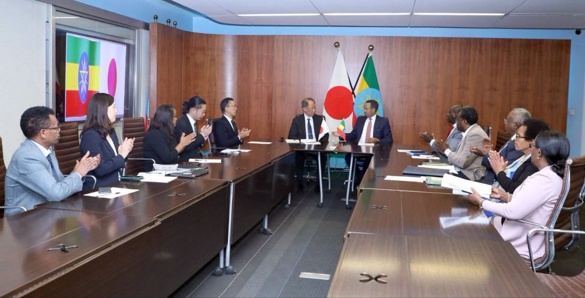 menwuyeletEthio's tweet photo. A major leap for Ethiopia’s agricultural transformation! 🇪🇹🤝🇯🇵
Ethiopia and Japan have signed a JPY 360 million (~ETB 375M) grant to modernize the nation's rice sector. By deploying advanced machinery like tractors, combine harvesters, and milling equipment, this partnership will:
👉 Boost productivity and food security
👉 Cut post-harvest losses
👉 Raise farmers' incomes
👉 Reduce import dependency

𝑨 𝒉𝒖𝒈𝒆 𝒔𝒕𝒆𝒑 𝒕𝒐𝒘𝒂𝒓𝒅 𝒔𝒖𝒔𝒕𝒂𝒊𝒏𝒂𝒃𝒍𝒆, 𝒕𝒆𝒄𝒉𝒏𝒐𝒍𝒐𝒈𝒚-𝒅𝒓𝒊𝒗𝒆𝒏 𝒂𝒈𝒓𝒊𝒄𝒖𝒍𝒕𝒖𝒓𝒆 𝒂𝒏𝒅 𝒓𝒖𝒓𝒂𝒍 𝒑𝒓𝒐𝒔𝒑𝒆𝒓𝒊𝒕𝒚.
#Ethiopia #Japan #Agriculture #FoodSecurity #JICA
@MoF_Ethiopia