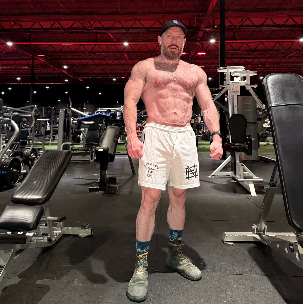 iFralSmash's tweet photo. Extra good chest pump this morning! https://t.co/sYE7T121v4